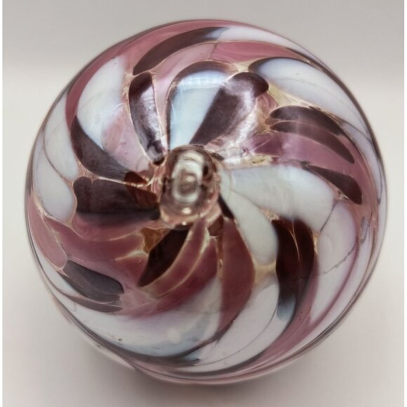 Handmade Vintage Pink & White Swirled Glass Ornament With Hook Decoration - Picture 2 of 5